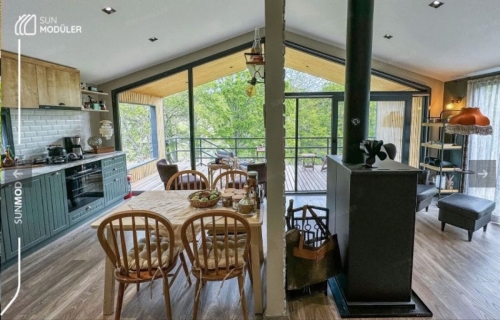 Coral lodges12
